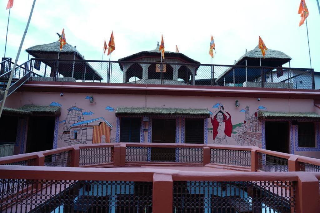 Vedic Dham Ganga Hotel Rishikesh Exterior photo